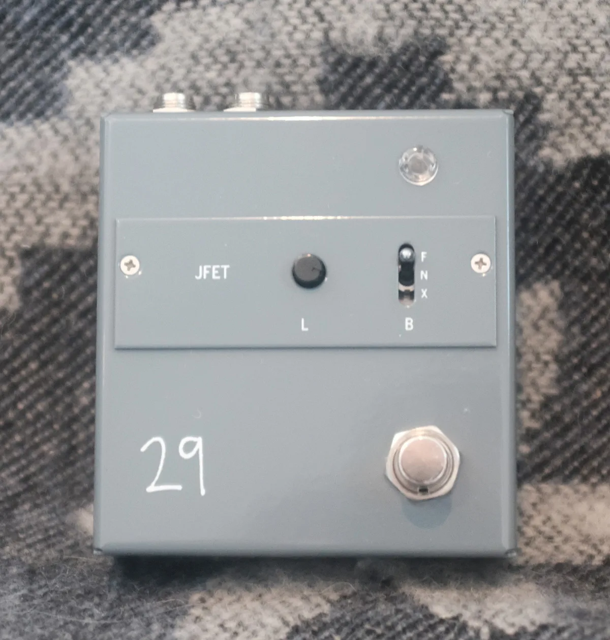 29 Pedals JFET